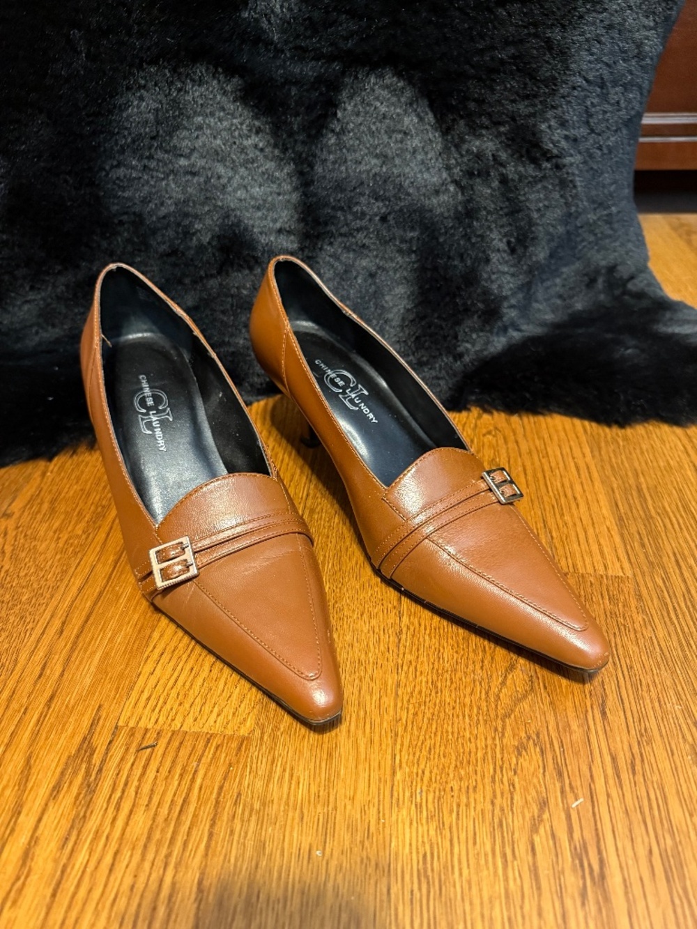 Kitten heel British Tan dress shoes